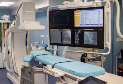 Новое оборудование для лечения сердечно-сосудистых заболеваний появилось в больницах Ленобласти