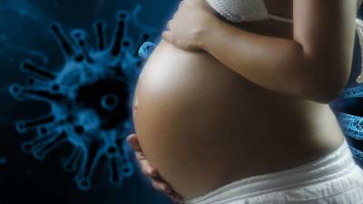 Гинеколог Адамян заверила в безопасности вакцинации беременных от COVID-19