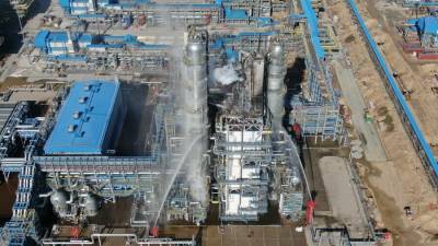 После возгорания установки на Амурском заводе приостановили переработку природного газа