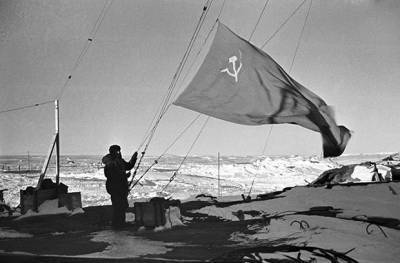 Зачем в 1946 году Сталин послал "китобоев" в Антарктиду - Русская семеркаРусская семерка