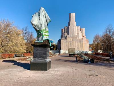 В Челябинске из-за проблем с документами отменили открытие памятника Александру II
