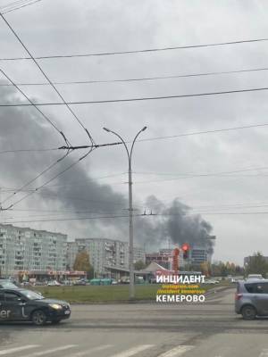 Очевидцы сообщили о серьёзном пожаре в Ленинском районе Кемерова