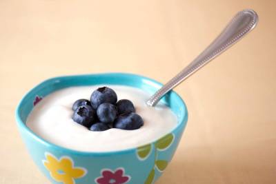 Нутрициолог Кушнир рассказала о последствиях ежедневного употребления йогурта