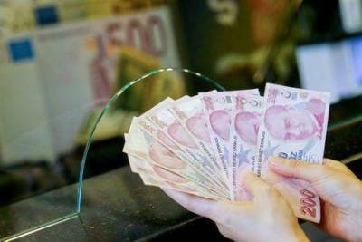 Турецкая лира возглавила снижение среди валют в ожидании трудовой статистики США