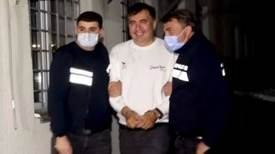Саакашвили за время голодовки похудел на 12 кг