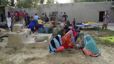 В Пакистане прощаются с жертвами землетрясения