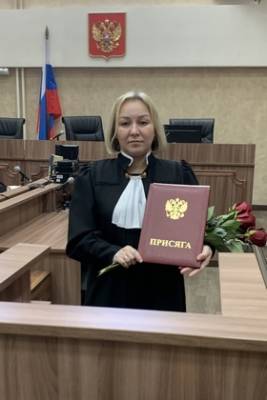 В Сыктывкарском горсуде приняли присягу новой судьи