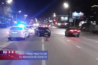 В ДТП, случившемся в Иванове, пострадали сразу пять человек, в том числе маленькая девочка