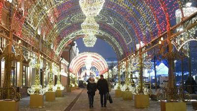 Опрос: россияне рассказали, куда поедут на новогодние праздники