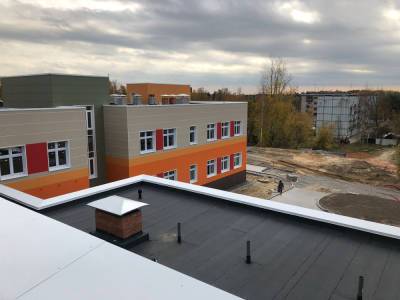 В Осельках достраивают новую школу на 300 мест – фото