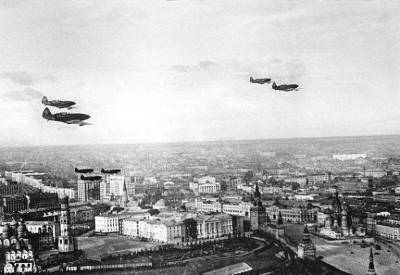 Почему немецкие летчики в 1941 году не могли отыскать Кремль - Русская семеркаРусская семерка
