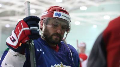 Овечкин, Кучеров и Василевский вошли в хоккейную сборную РФ на Игры-2022