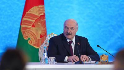 Лукашенко готов рекламировать продукты из Беларуси под брендом «ЯБатька»