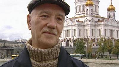 Леонид Куравлев принимает поздравления с 85-летием