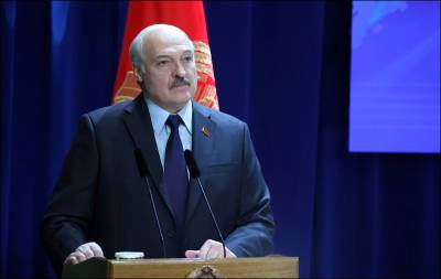 Лукашенко воюет с ценами, но не говорит о стратегии экономического развития