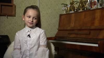 Перепевшая Леди Гагу и ставшая звездой TikTok юная петербурженка дала интервью