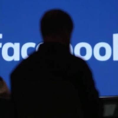 Пользователи Facebook вслед за Instagram сообщили о сбоях в работе соцсети