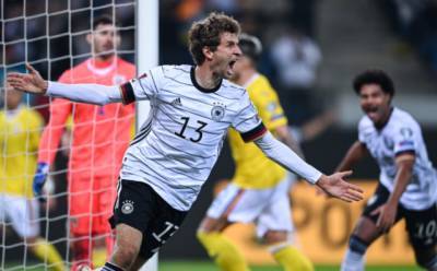ЧМ-2022: Германия с трудом обыграла Румынию, первая победа Эстонии