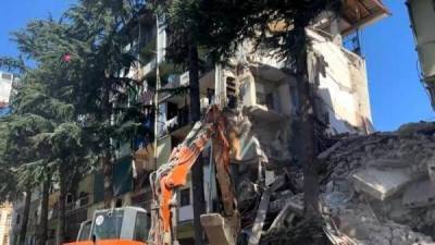 Трое спасенных и около 10 под завалами: последствия ЧП в Батуми