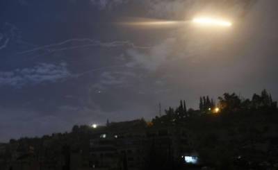 ВВС Израиля нанесли удар по военному аэродрому в Сирии