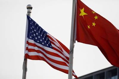 Уилбур Росс - Лю Хэ - Кэтрин Таи - Китай и США обсудили отмену санкций и таможенных пошлин - lenta.ru - Китай - США - Вашингтон