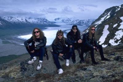 Какая песня открыла группе Metallica путь в большой музыкальный мир?