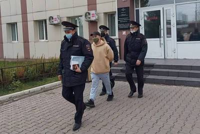18-летнего виновника массового ДТП задержали на 12 суток в Красноярске