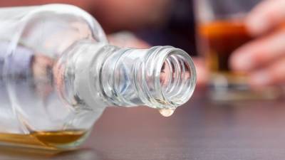 Число погибших от отравления алкоголем под Оренбургом возросло до 24