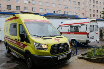 В Петербурге за сутки госпитализированы более 500 человек с COVID-19