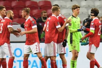 Сборная России показала, что осталось за кадром в матче против Словакии. ВИДЕО