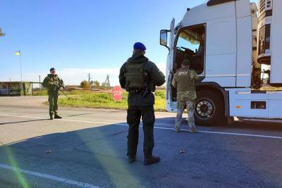 Пограничники и нацгвардейцы проводят спецоперацию на границе с Белорусью (ФОТО)
