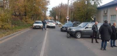 В Твери три автомобиля стали участниками дорожной аварии