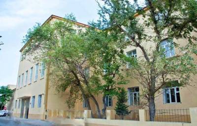 Управление образования Баку о причинах перевода учащихся одной из школ в другое школьное здание (ФОТО)