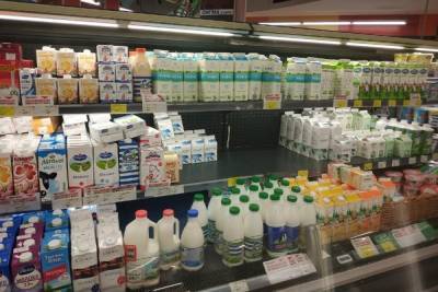 В Карелии с прилавков исчезает олонецкое и славмовское молоко