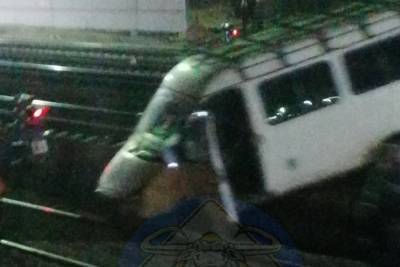 «Газель» выскочила на рельсы перед поездом на станции Черновской в Чите