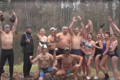 Костромские «моржи» совершили первый в этом «купальном сезоне» массовый заплыв