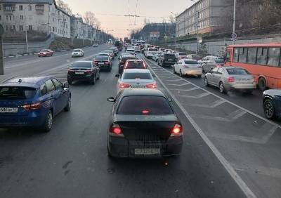 На Куйбышевском шоссе в нерабочий день образовалась крупная пробка