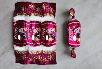 В Кузбассе таможенники изъяли около 3 000 контрафактных конфет