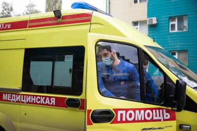 Три человека упали в кипяток в Новосибирске