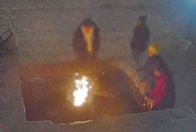 СКР на Ямале проверяет подростков, случайно потушивших Вечный огонь