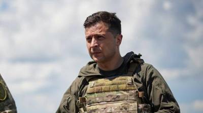 Зеленский готовит военную операцию против России – политолог