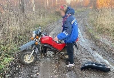 Под Тверью автоинспекторы остановили 16-летнюю байкершу