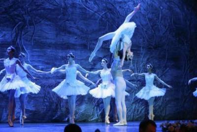 Знаменитое «Лебединое озеро» представит Имперский русский балет в Пскове