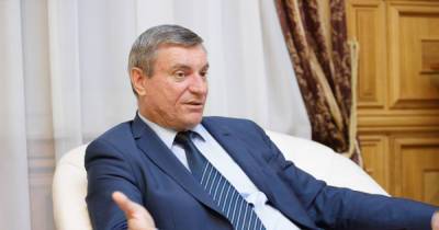 Вице-премьер Олег Уруский подал в отставку вслед за Резниковым