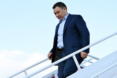 Киргизия объяснила полет президента на частном самолете устарелостью Ту-154