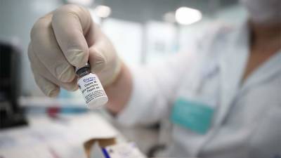 Мурашко сообщил о достаточном количестве вакцины «Спутник Лайт» в регионах