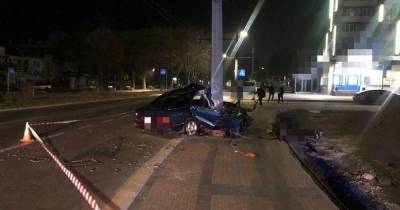 В Киевской области пьяный полицейский разбил машину и убил приятеля