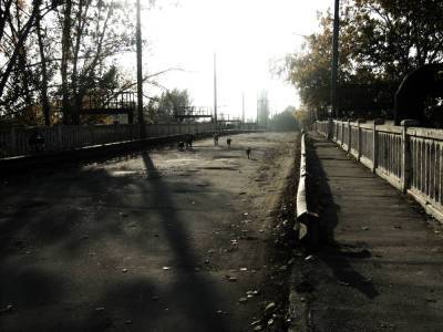 Гайдай рассказал о планах по восстановлению моста через Лисичанский содовый завод и объездной дороги