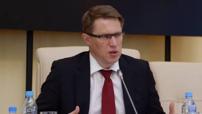 Мурашко заявил, что режим нерабочих дней благотворно повлиял на ситуацию с COVID-19 в России