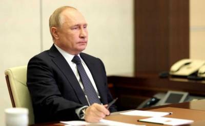 «Приоритет — обороноспособность России»: Владимир Путин начал серию совещаний в Сочи